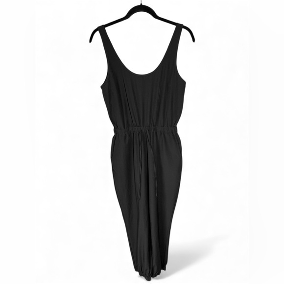 Abercrombie & Fitch Pants - Abercrombie & Fitch Travelers Jumpsuit Medium Petite Athleisure Black Sleeveless
